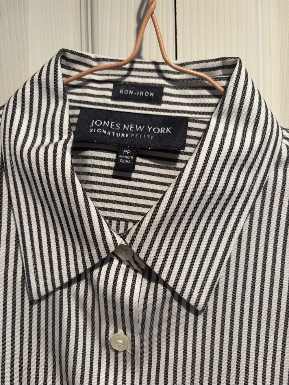 Jones New York Men’s White and Gray Vertical Stripe Dress Shirt - Picture 2 of 4